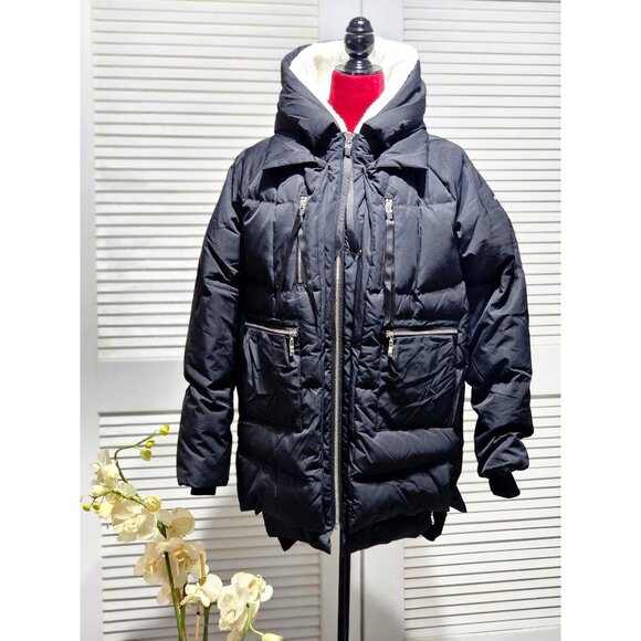 Orolay Women's Black Hooded Down Jacket With Fleece Lining Size Large 318 - Picture 2 of 16